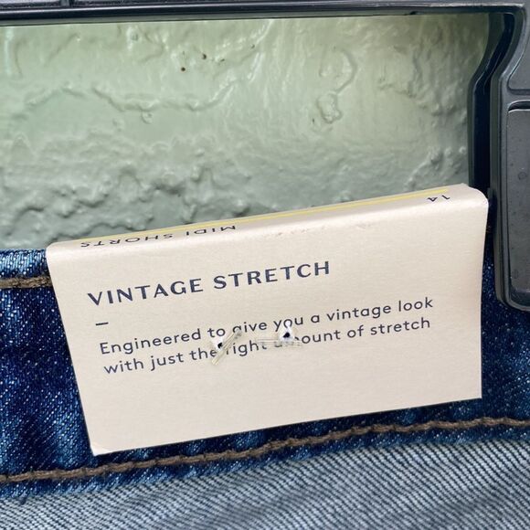 Universal Thread High-Rise Vintage Stretch Midi Jean Shorts NWT Sz 14 - Picture 12 of 13